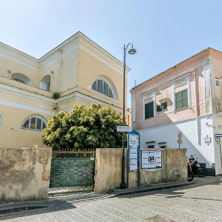 Porto House Apartamento Ísquia
